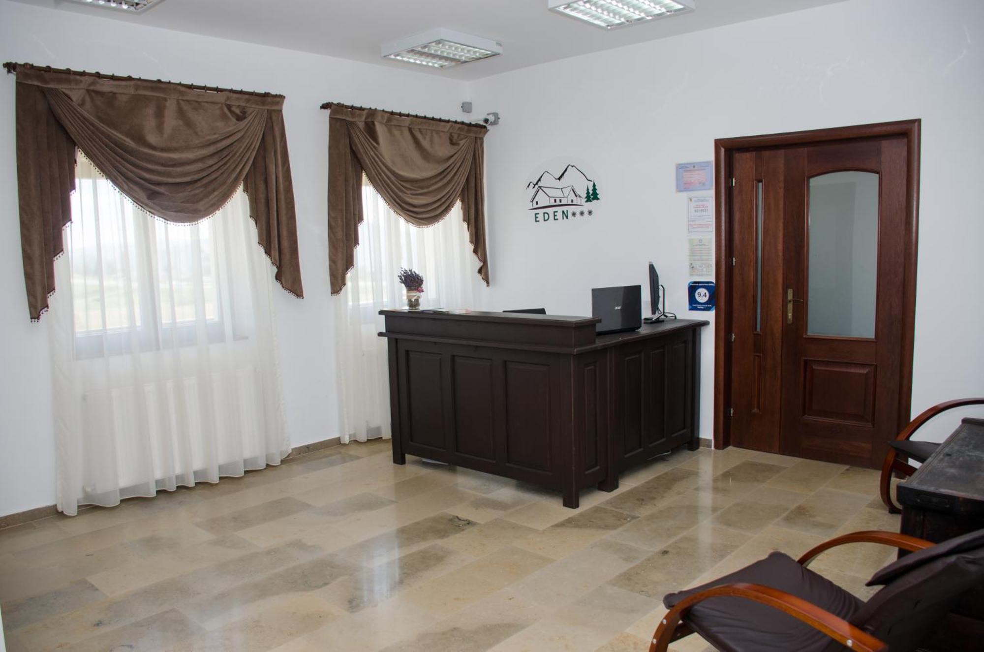 Pensiunea Agroturistica Eden Piatra Fantanele Exterior foto